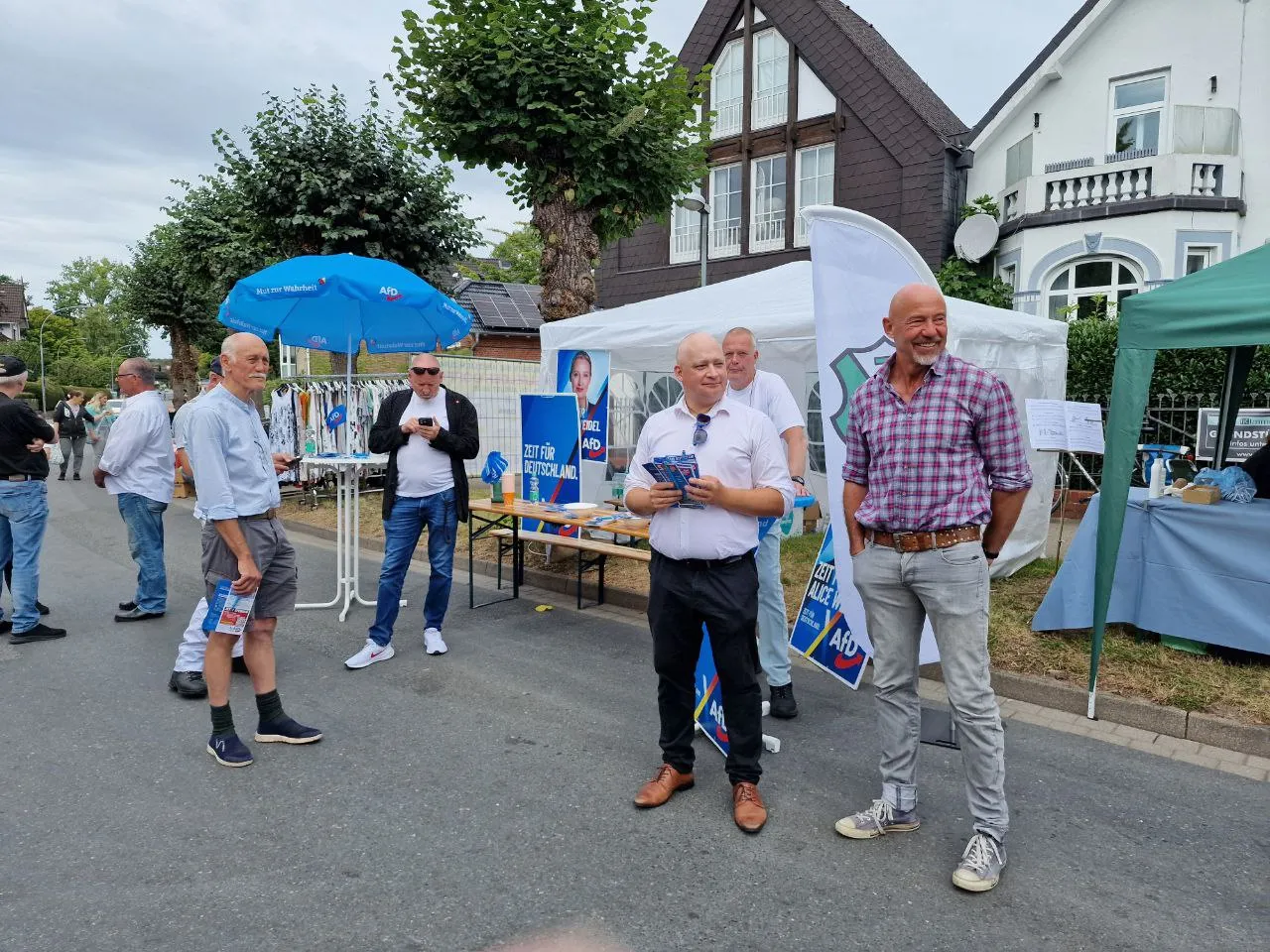 AfD Infostand im Wahlkampf